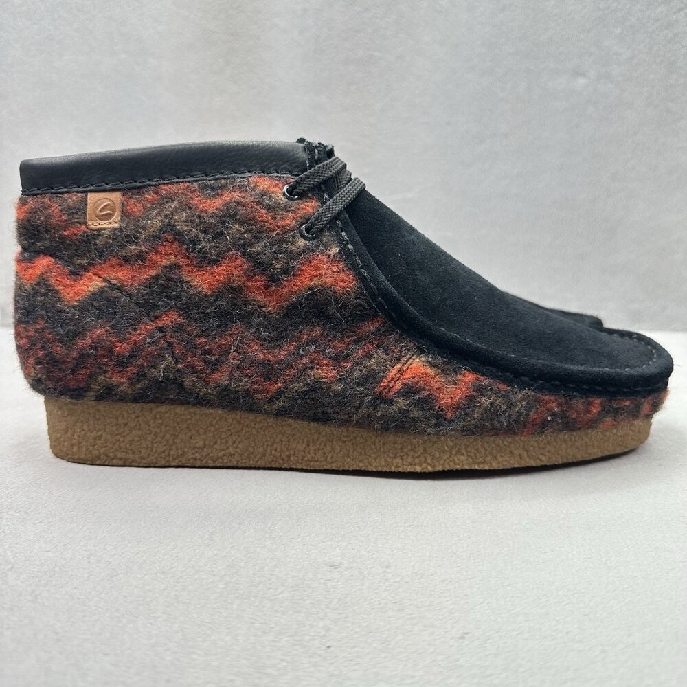 Clarks Wallabee Shacre NATIVE Mens 9 Black‎ Orange Combi Wool Mens Ankle Boot